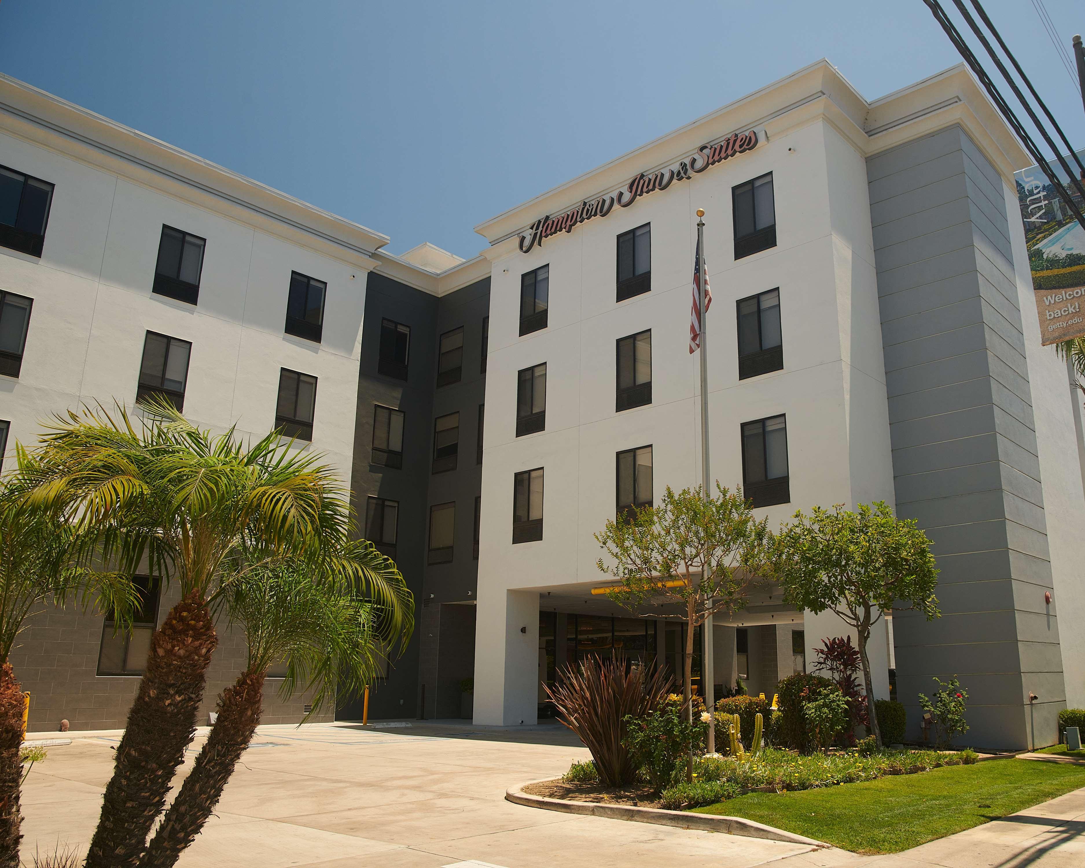 Hampton Inn & Suites Sherman Oaks Лос-Анджелес Экстерьер фото
